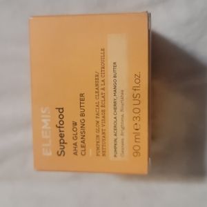 Elemis superfood glow cleansing butter